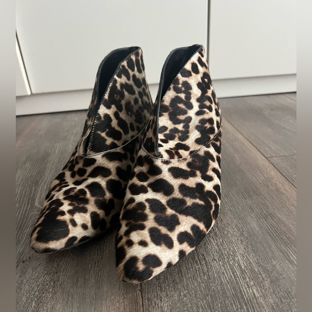 Boden Alexis Snow Leopard Bootie, gently worn